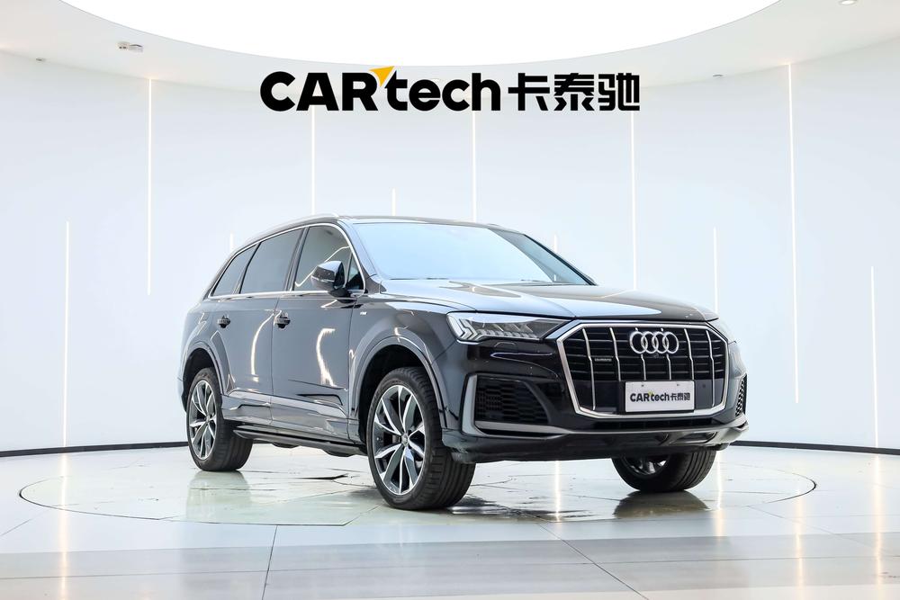Audi Q7 2023 55 TFSI f our S line Sporty – фото 3