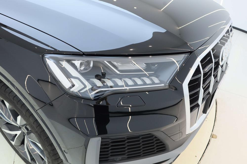 Audi Q7 2023 55 TFSI f our S line Sporty – фото 15