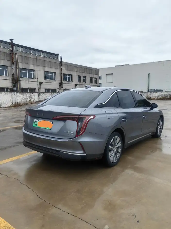 Hongqi E-QM5 2024 Model 560KM PLUS Edition 100kW – фото 8