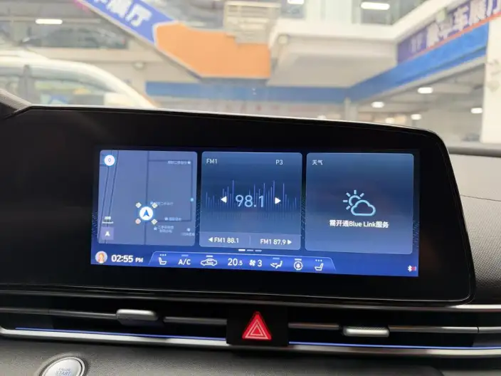Hyundai Ioniq 2022 Model 1.5L CVT 20th SE 20th Anniversary Memorial Edition – фото 9