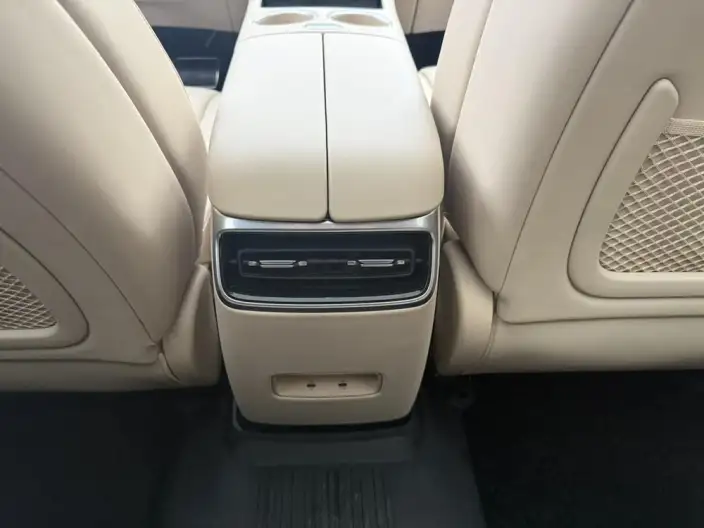 Aito M5 2025 Model Extended Range Ultra 4WD Edition – фото 8