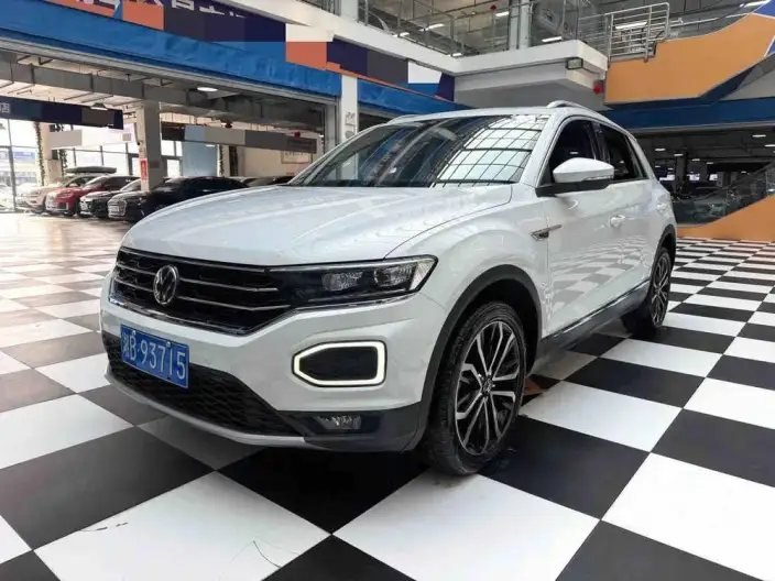 Volkswagen T-Roc 2021 Model Facelift 280TSI DSG 4WD Luxury Zhilian Edition – фото 1