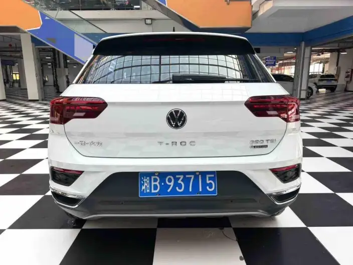 Volkswagen T-Roc 2021 Model Facelift 280TSI DSG 4WD Luxury Zhilian Edition – фото 5