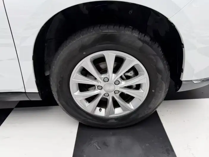 Haval M6 2023 Model PLUS 1.5T DCT Luxury Smart Connect Model – фото 8