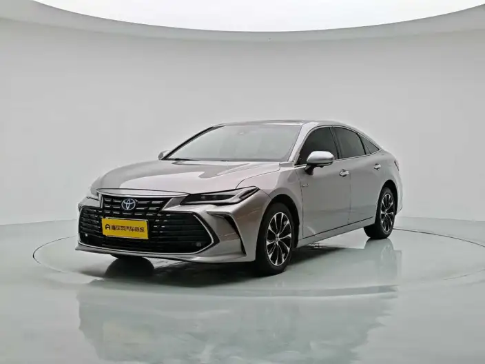 Toyota Avalon 2023 Model Intelligent Hybrid 2.5L E-CVT Deluxe Edition – фото 1