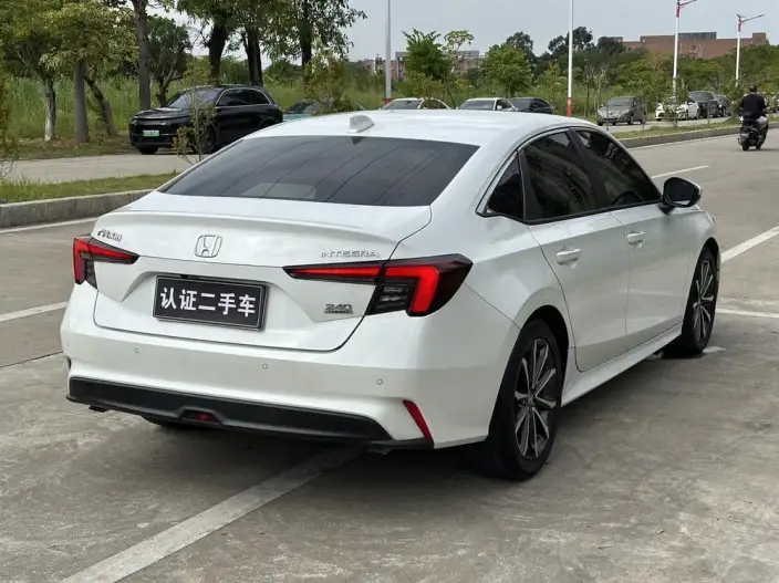 Model Ge 2023 Model 240TURBO CVT Smart Edition – фото 7