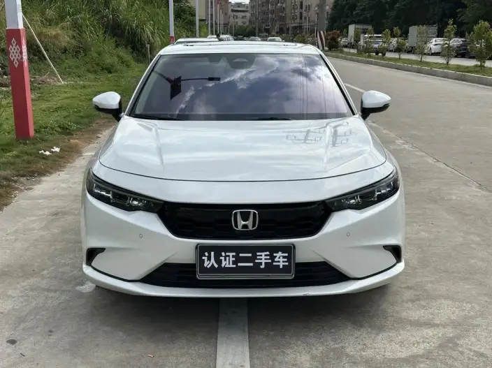 Model Ge 2023 Model 240TURBO CVT Smart Edition – фото 10