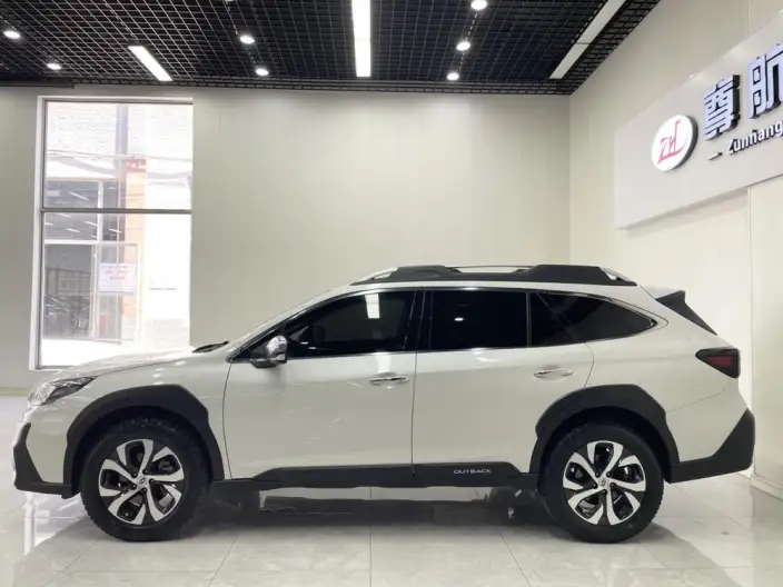 Subaru Outback 2021 Model 2.5i Ultimate Edition Eyesight – фото 4