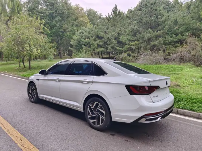 Volkswagen Sagitar 2024 Model 300TSI DSG Beyond Edition – фото 5