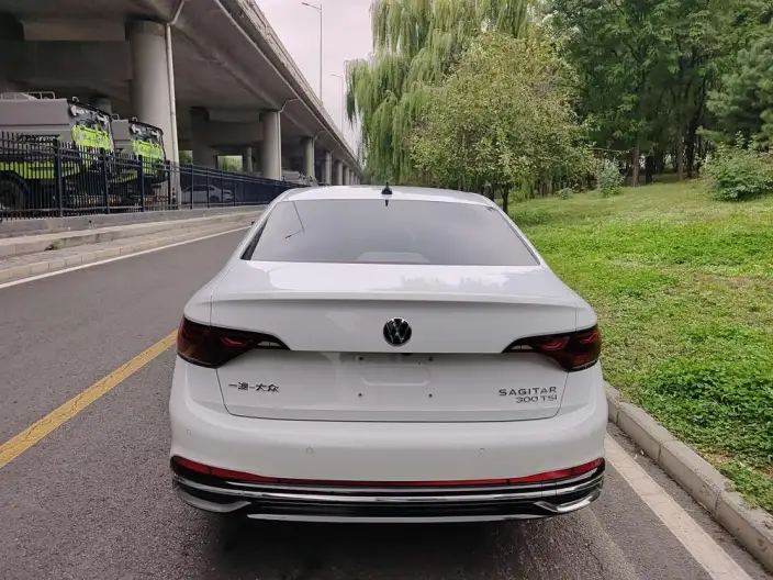 Volkswagen Sagitar 2024 Model 300TSI DSG Beyond Edition – фото 6
