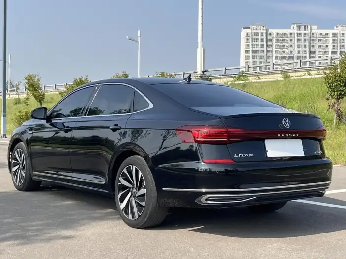Volkswagen Passat 2023 Model Facelift 330TSI Elite Edition – фото 4