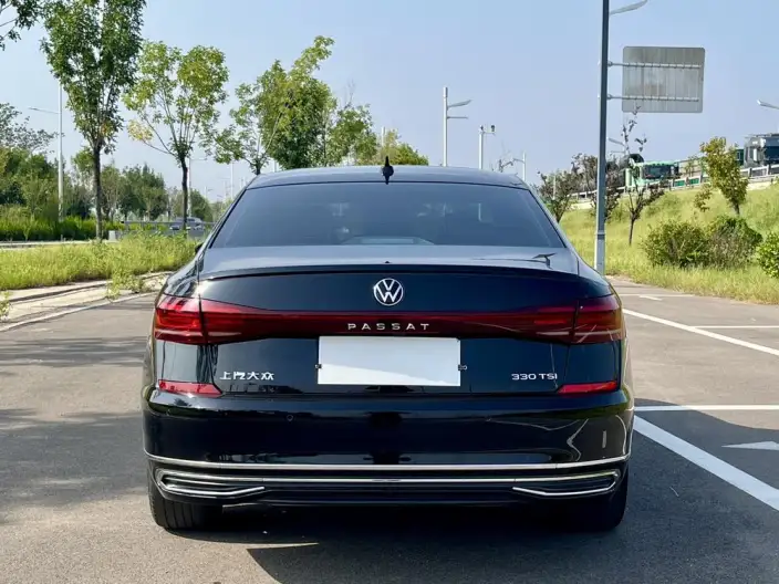 Volkswagen Passat 2023 Model Facelift 330TSI Elite Edition – фото 5