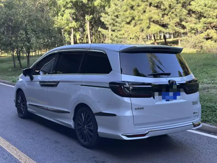 Honda Elysion 2024 Model 2.0L e:HEV Deluxe Edition – фото 4