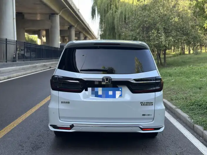 Honda Elysion 2024 Model 2.0L e:HEV Deluxe Edition – фото 5