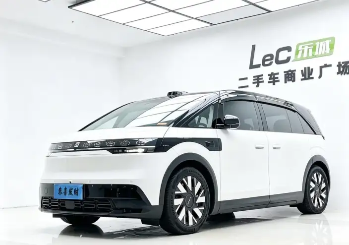 ZEEKR MIX 2025 Model 102kWh Long Battery Life Pro Smart Driving Edition