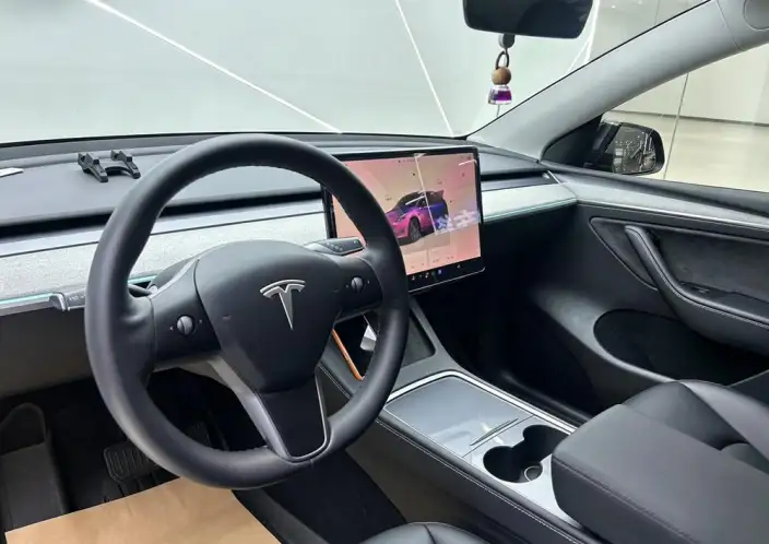 Model Y 2023 Model Rear-wheel drive version – фото 8