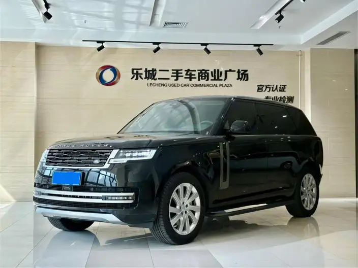 Range Rover 2025 Model 3.0 L6 400PS Shengshi Extended Edition