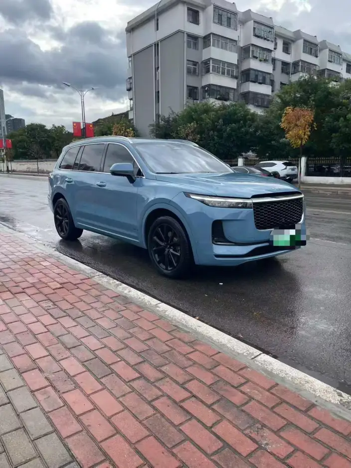 Li Auto ONE 2021 Model Extended Range 6 seat Edition – фото 3