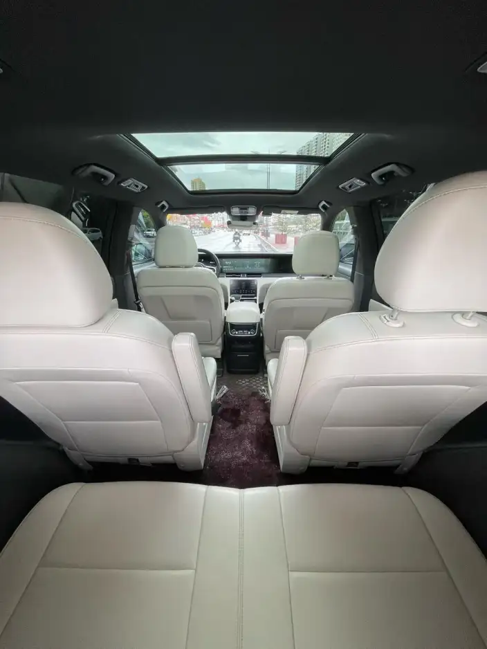 Li Auto ONE 2021 Model Extended Range 6 seat Edition – фото 7