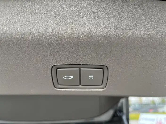 Li Auto MEGA 2024 Model Ultra Edition – фото 7