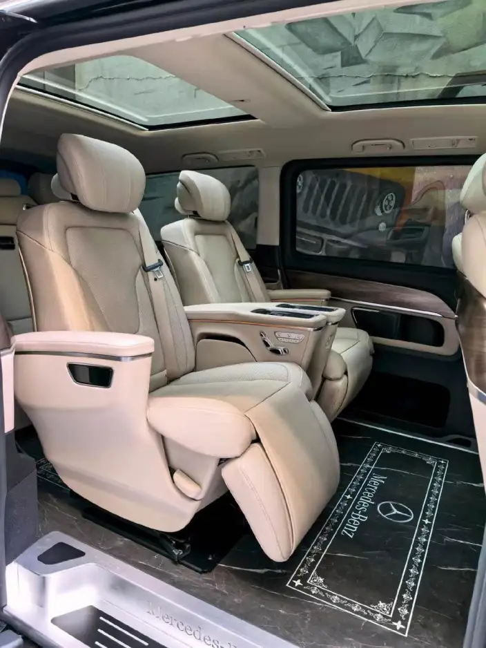 Mercedes-Benz V-Class 2021 Model V 260 L Long wheelbase Premium Edition – фото 8