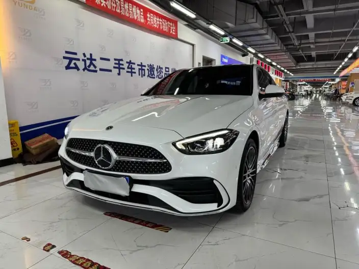 Mercedes-Benz C-Class 2023 Model C 260 L Sports Edition – фото 1