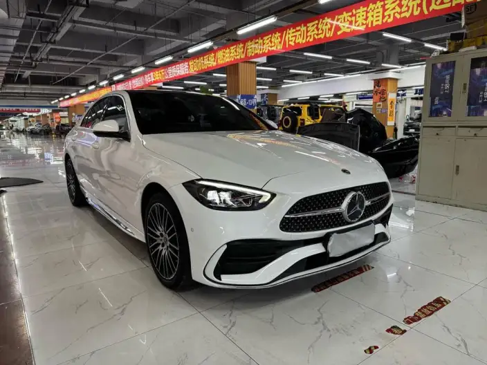 Mercedes-Benz C-Class 2023 Model C 260 L Sports Edition – фото 3