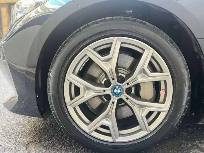 BMW i3 2023 Model eDrive35L – фото 7