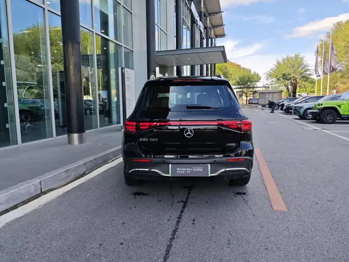 Mercedes-Benz EQB 2025 Model EQB 260 – фото 4