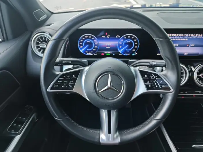 Mercedes-Benz EQB 2025 Model EQB 260 – фото 7