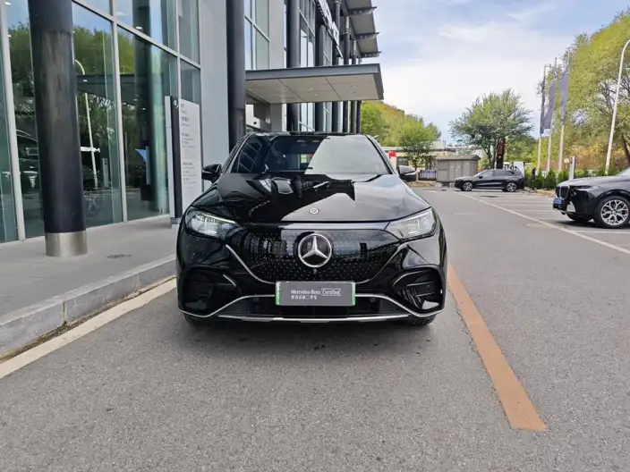Mercedes-Benz EQE SUV 2024 Model EQE SUV 500 4MATIC Deluxe Edition – фото 2