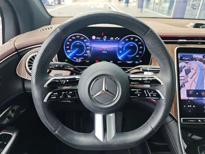 Mercedes-Benz EQE SUV 2024 Model EQE SUV 500 4MATIC Deluxe Edition – фото 7