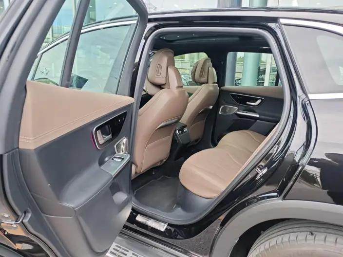 Mercedes-Benz EQE SUV 2024 Model EQE SUV 500 4MATIC Deluxe Edition – фото 9