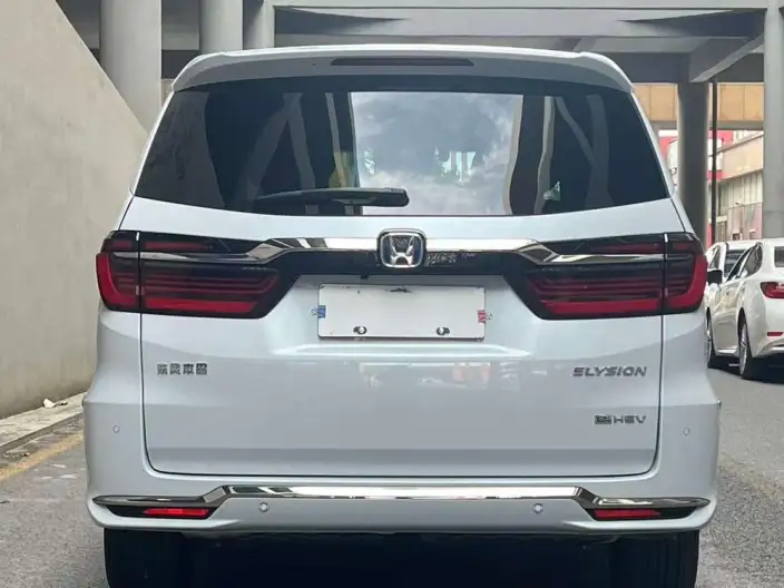 Honda Elysion 2024 Model 2.0L e:HEV Deluxe Edition – фото 5