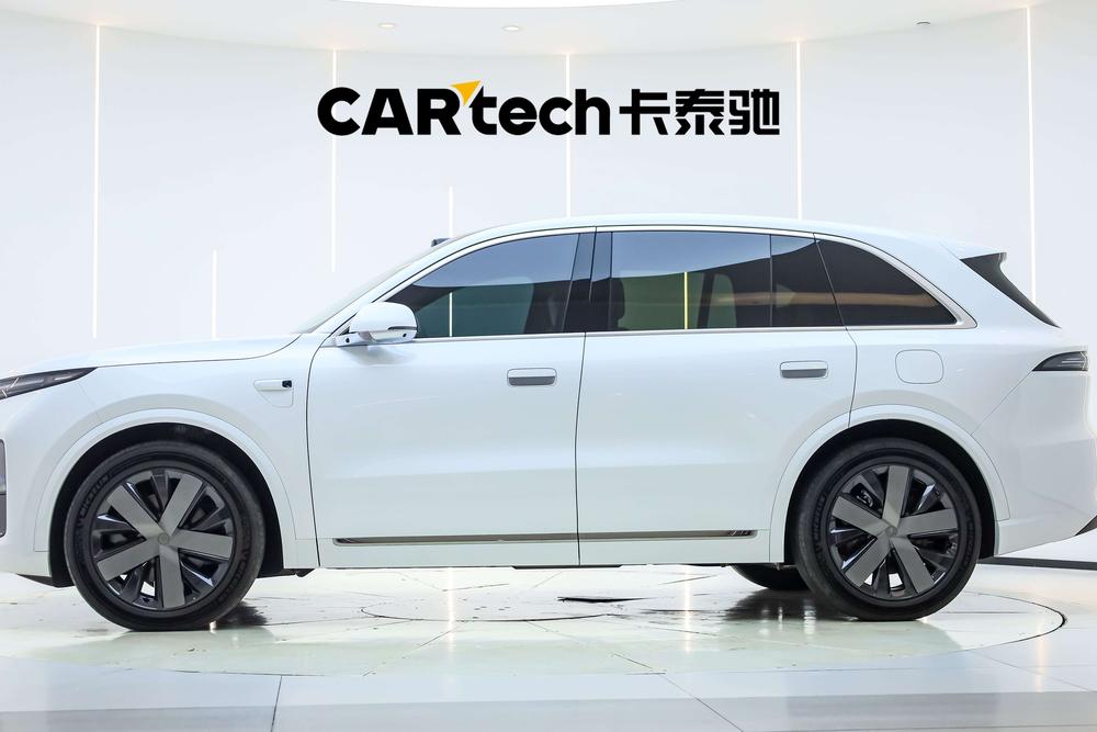 Li Auto L8 2026 модификация Ultra – фото 4