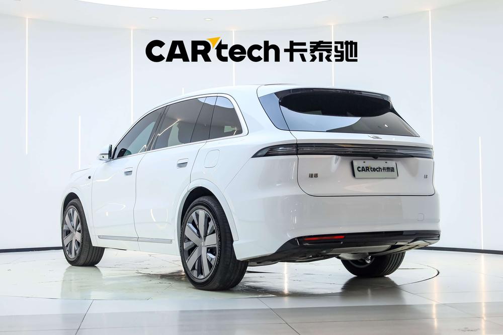 Li Auto L8 2026 модификация Ultra – фото 5