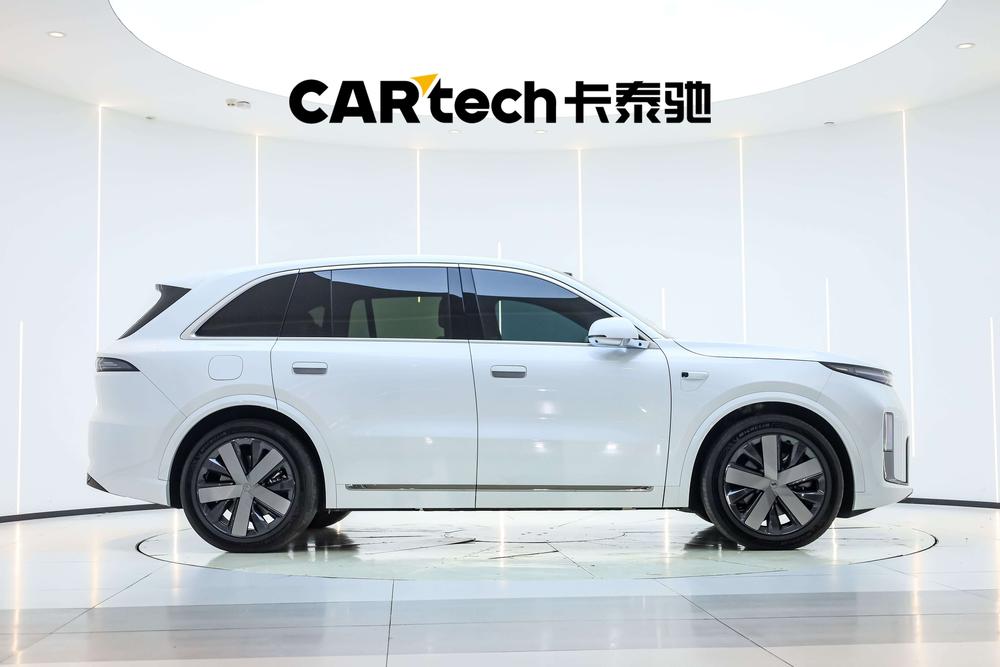 Li Auto L8 2026 модификация Ultra – фото 8