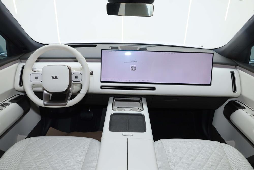 Li Auto L8 2026 модификация Ultra – фото 17