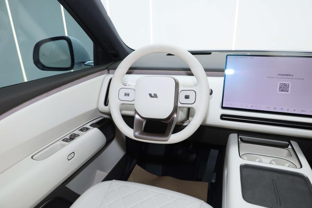 Li Auto L8 2026 модификация Ultra – фото 18