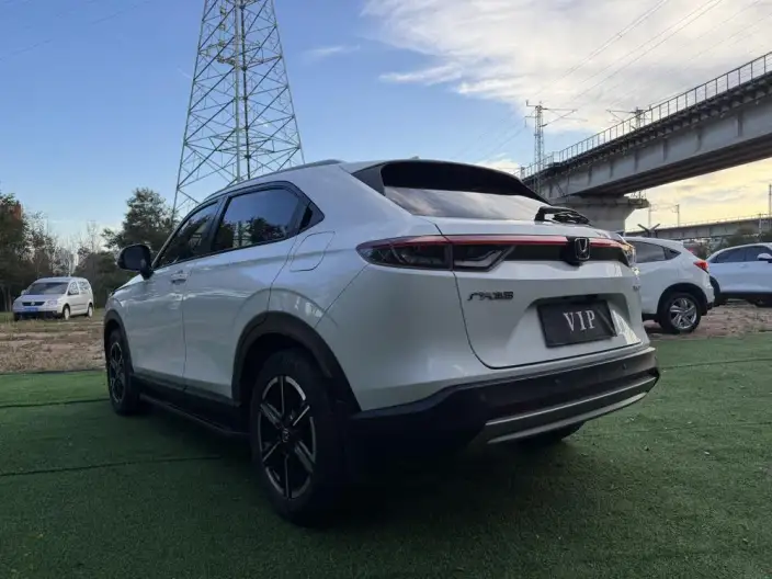 Honda Vezel 2023 Model 1.5L CVT Technology Edition – фото 5