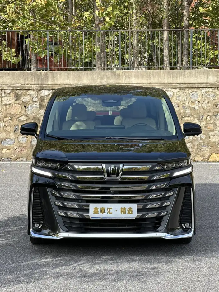 Vellfire 2023 Model Toyota Crown 2.5L Intelligent Hybrid 4WD Supreme Edition – фото 2