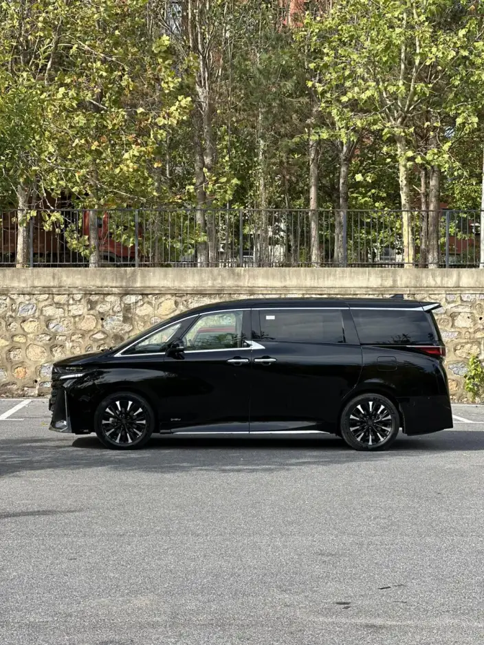 Vellfire 2023 Model Toyota Crown 2.5L Intelligent Hybrid 4WD Supreme Edition – фото 4