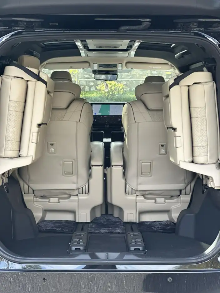 Vellfire 2023 Model Toyota Crown 2.5L Intelligent Hybrid 4WD Supreme Edition – фото 10