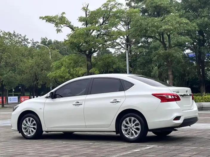Nissan Sylphy 2022 Model Classic 1.6 XE CVT Comfort Edition
