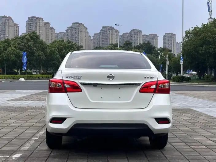 Nissan Sylphy 2022 Model Classic 1.6 XE CVT Comfort Edition