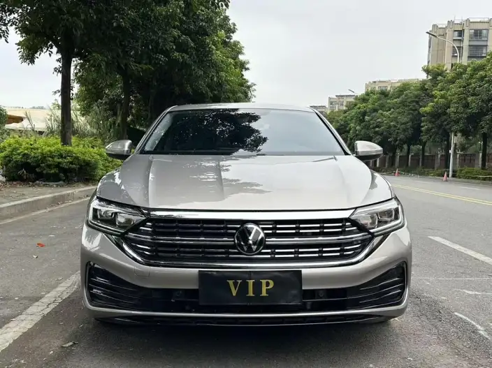 Volkswagen Sagitar 2023 Model 300TSI DSG Beyond Edition – фото 2