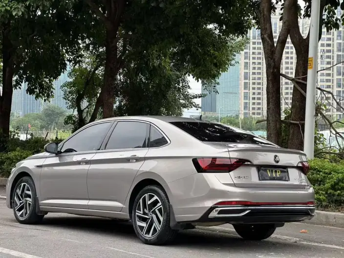 Volkswagen Sagitar 2023 Model 300TSI DSG Beyond Edition – фото 5