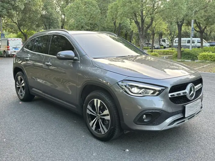 Mercedes-Benz GLA 2022 Model GLA 200 – фото 3