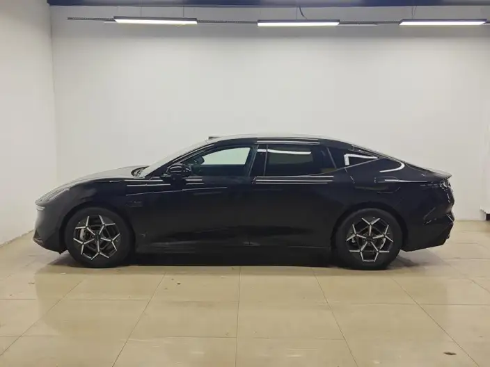 Lynk & Co 10 EM-P 2025 Model 120 4WD Ultra H5