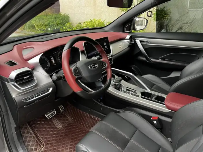 Geely Binyue 2021 Model 260T DCT Star Glory Edition – фото 10